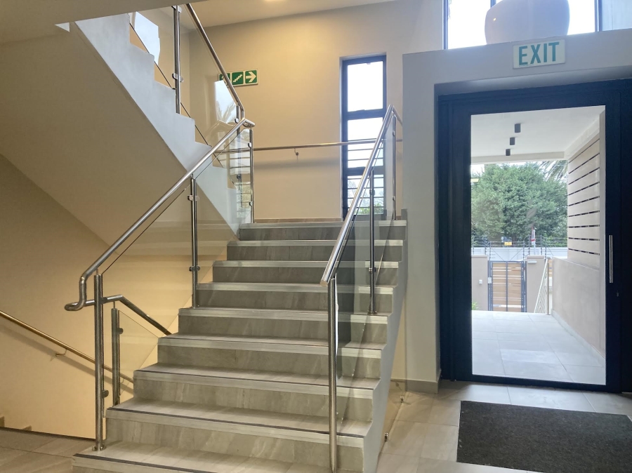 To Let 2 Bedroom Property for Rent in Rondebosch Western Cape